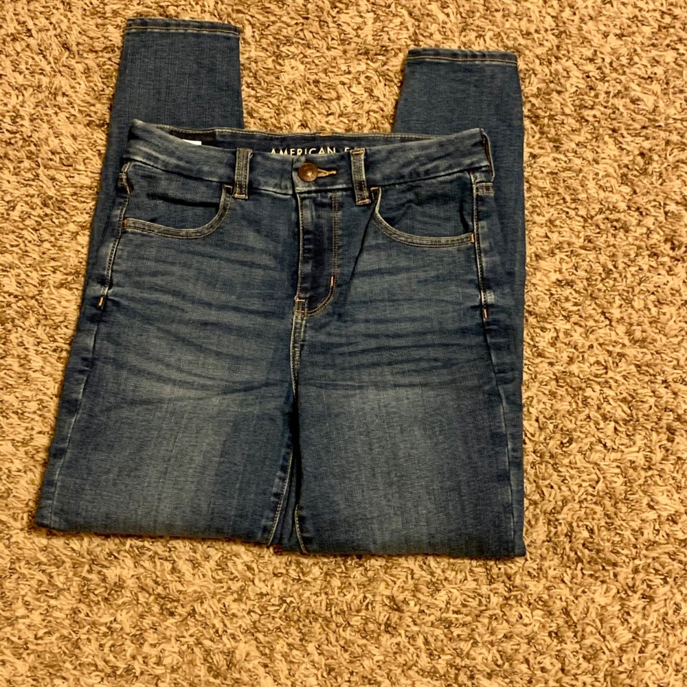 AEO Hi Rise Curvy Jeans